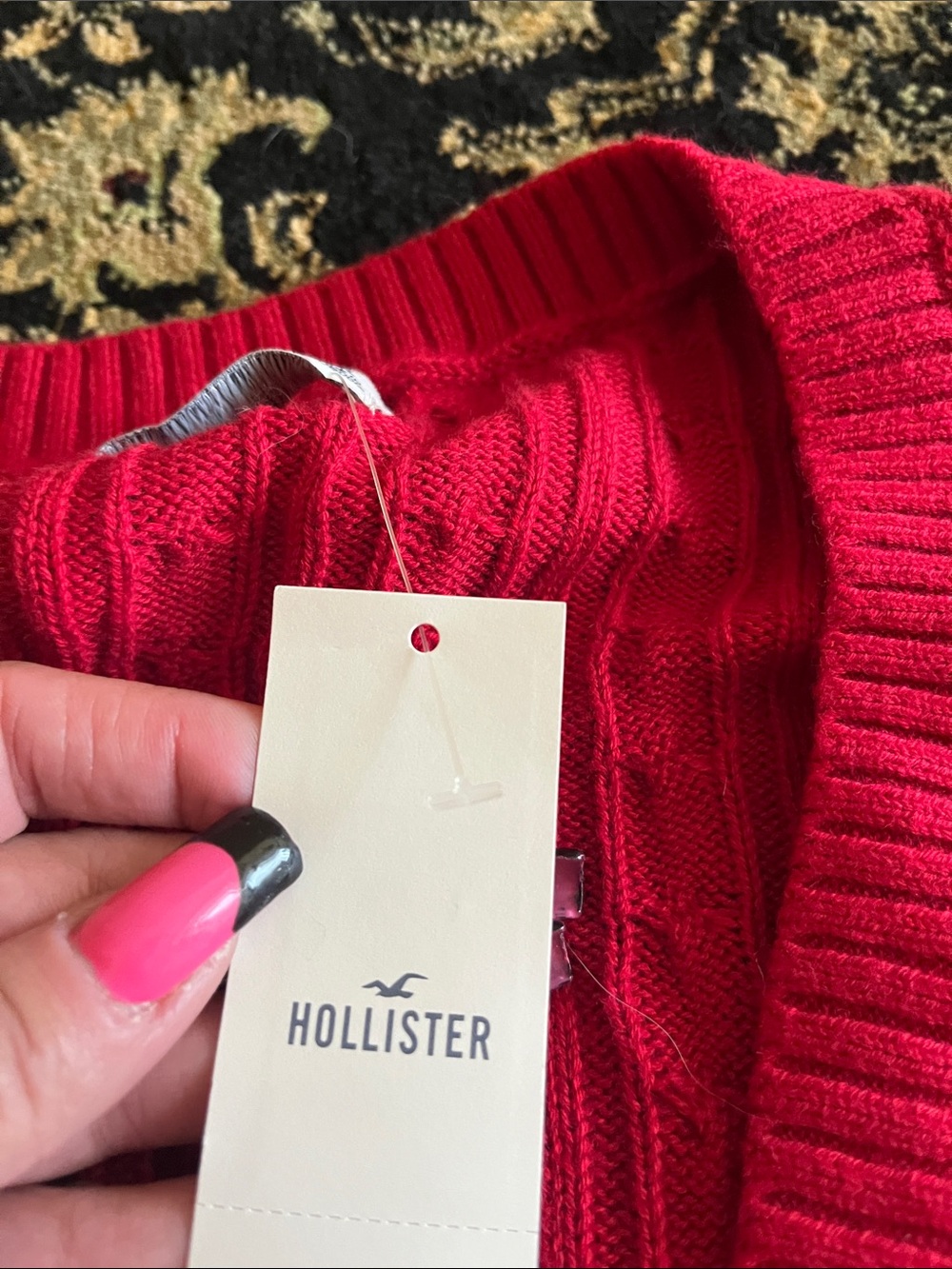 Hollister Women's Bright Red Cable-Knit V-Neck Sweater - Picture 4 of 5